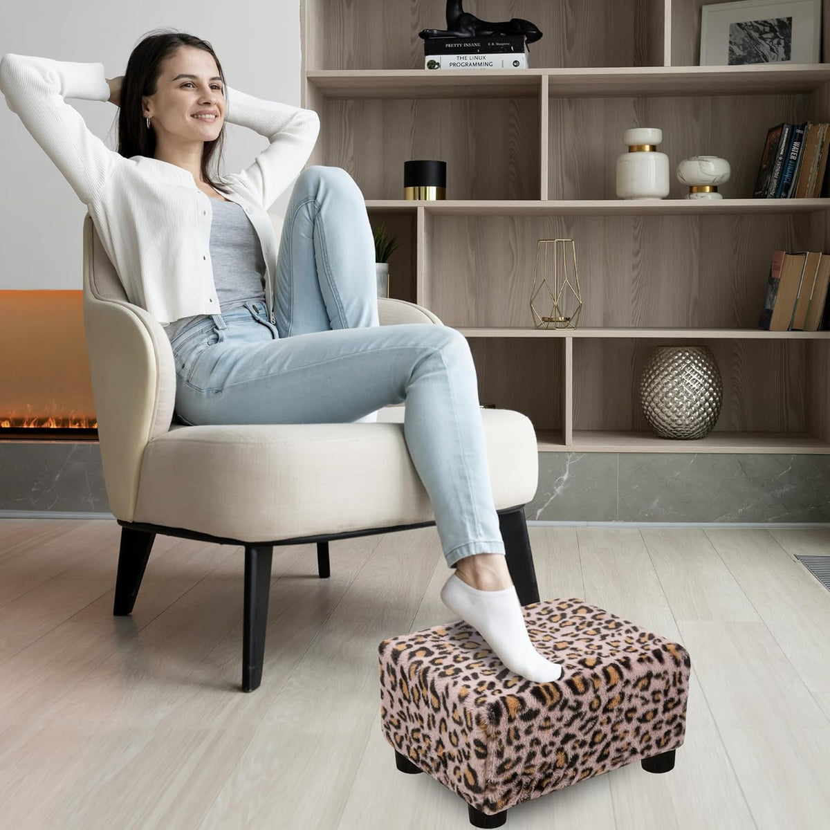 Small Foot Stool Ottoman Footstool with Legs Under Desk Footrest for Living Room Bedroom and Office, Faux Fur Pink