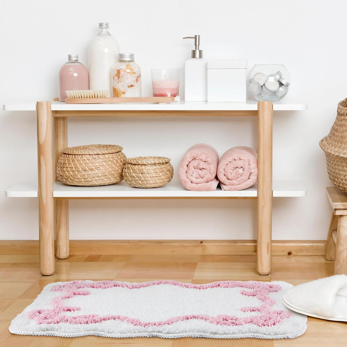 Bow Bathmat Rug with Scalloped Wavy Ripple Design, Microfiber Absorbent Non Slip Tufted Rug Aesthetic Coquette Room Decor for Floor Shower Kitchen 15.8 x 23.6 Inch(Pink)