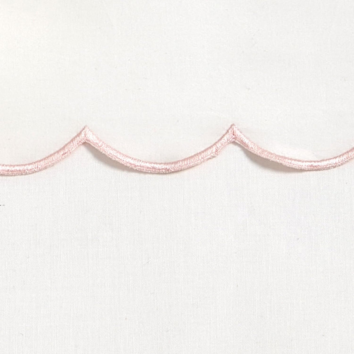 Standard Queen Size Pillow Cases, 2 Pack, Breathable Soft 300 TC 100% Cotton with Embroidered Scalloped Edge, Set of 2 Pillowcases, Standard/Queen, White with Pink Scallop