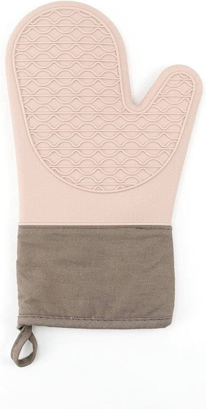 Silicone Oven Mitts Heat Resistant Oven Mitts Set with Soft Quilted Cotton Lining, Gloves Pot Holders and Oven Mitts Sets for Kitchen Cooking and BBQ, Easy Clean 2-Piece Set (Pink)