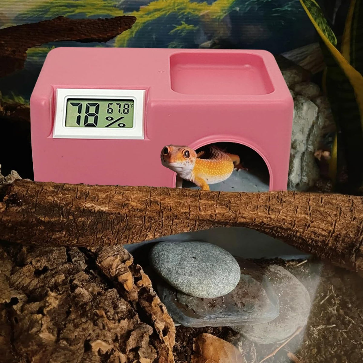 Small Reptile Hide,Gecko Hide Cave,Humid Hideout for Reptiles,with Humidification Groove,Temperature and Humidity Monitor,for Leopard Geckos,Lizards,Frog,Cornsnake-Small,5.51''×3.54''×2.2'' (Pink)