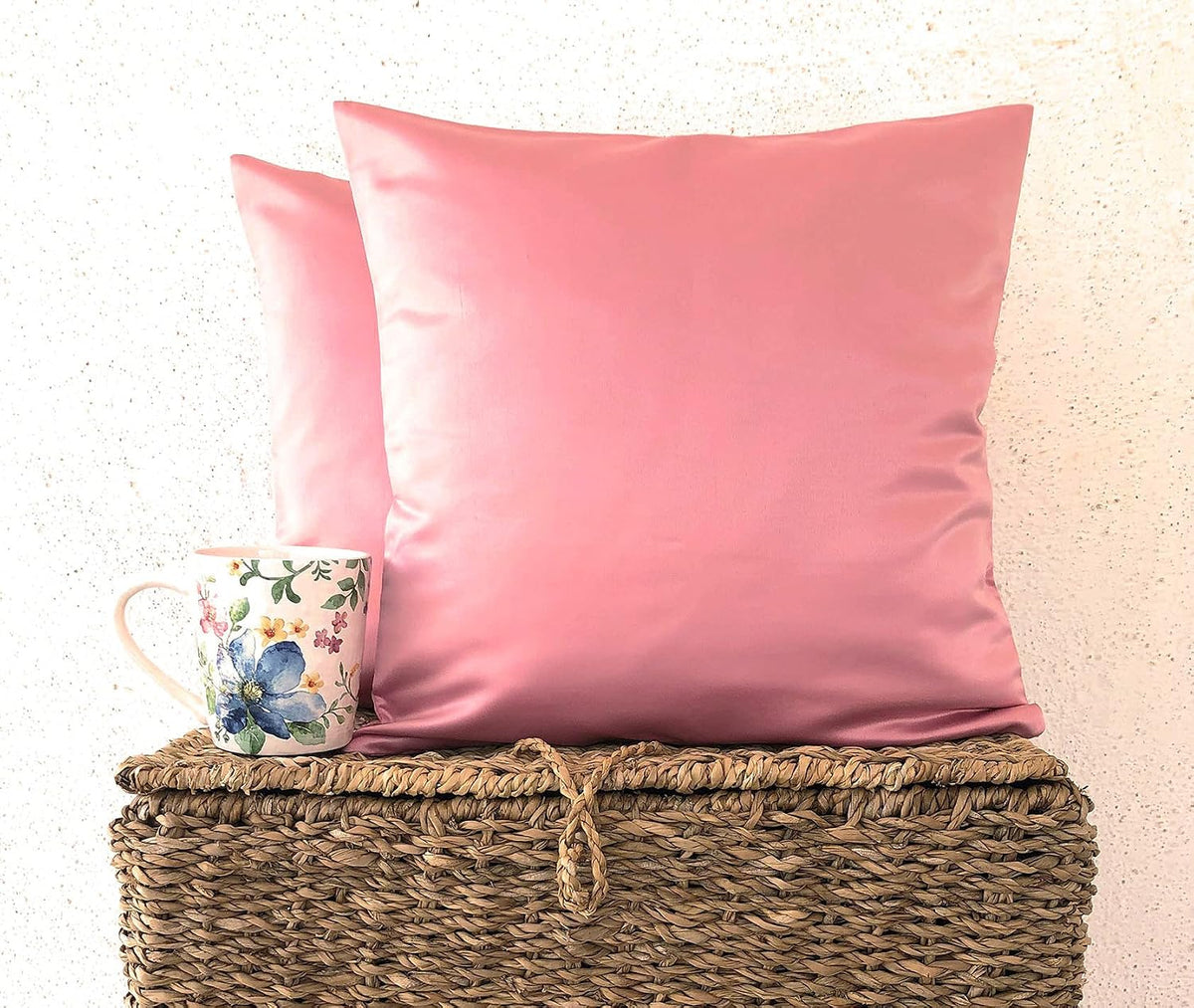 Heavy Quality Satin Throw Pillow Covers - Set of 2 - Light Pink 18x18 Decorative Pillow Cover - with Lining and Zipper Closure - Faux Silk Elegant Accent Pillows for Car Sofa - Covers Only