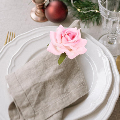 4Pcs Artificial Flower Napkin Rings Pink Rose Napkin Holders for Wedding Valentine's Day Party Table Decor Lightweight Tabletop Buckles