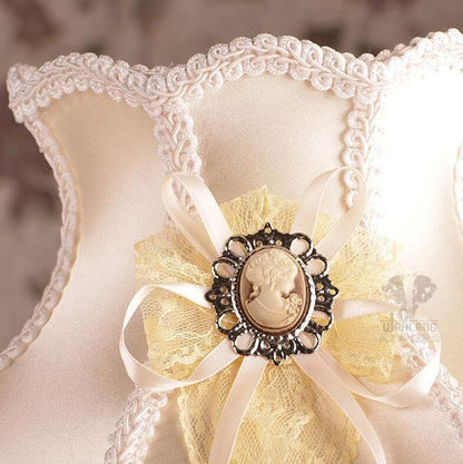 Exquisite Carved flowers Base LaceJewel Table Lamp - 22" H - Desk Lamp - Lamp for Bedroom - Bedside Lamps Victorian Desk Lamp Cloth art+Resin (Pink)