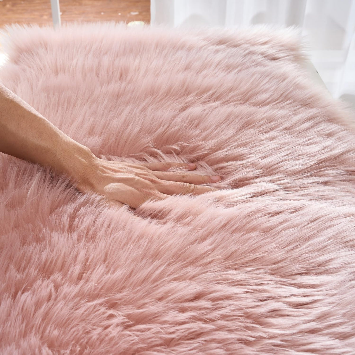 Ultra Soft Fluffy Shaggy Area Rug Faux Fur Rug Chair Cover Seat Pad Fuzzy Area Rug for Bedroom Floor Sofa Living Room (2 x 3 ft Sheepskin, Pink)
