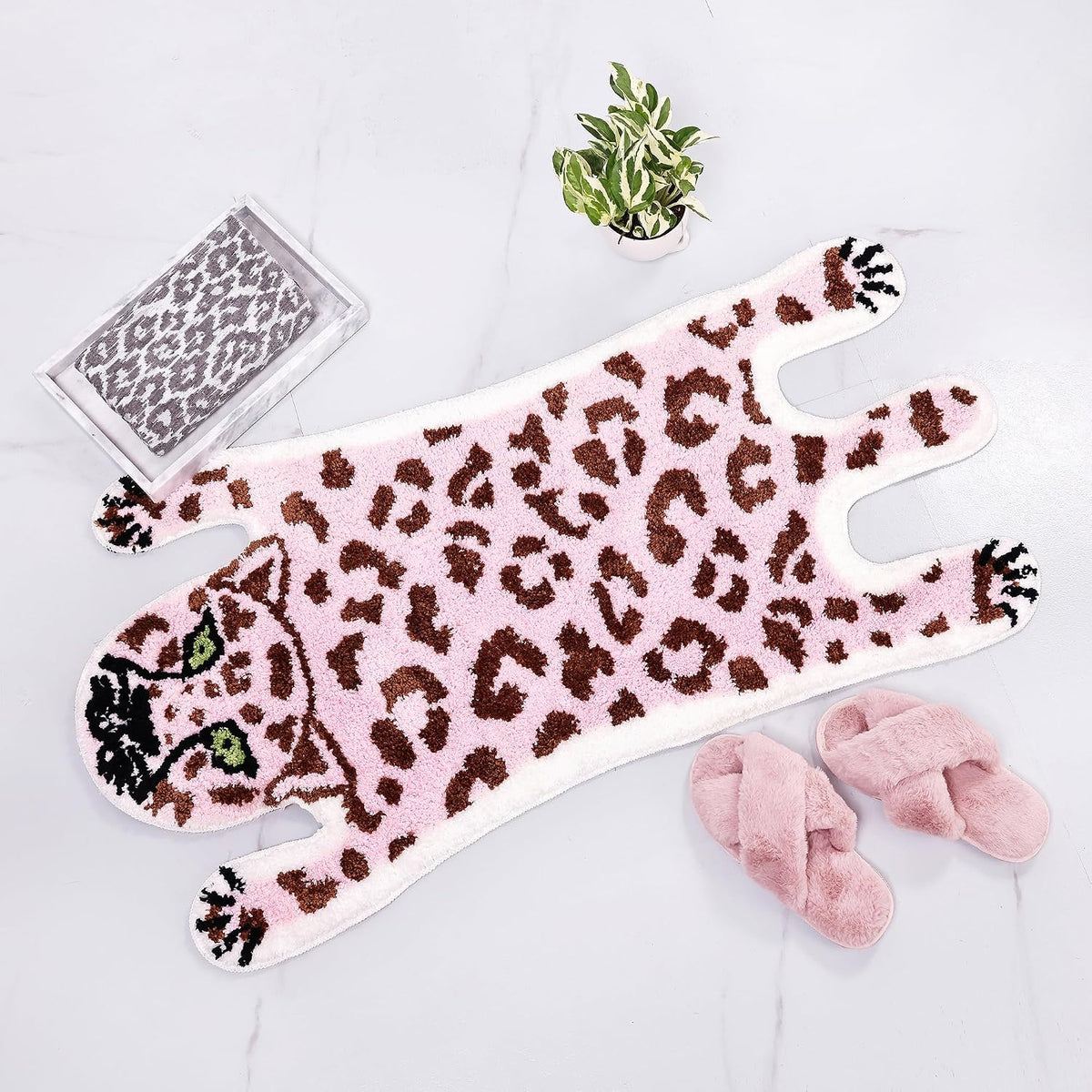 Cute Pink Leopard Bath Mat for Bathroom, Cute Cartoon Bath Mat Non Slip Animals Shaped Absorbent Bathtub Rug Bathroom Plush Shower Rugs