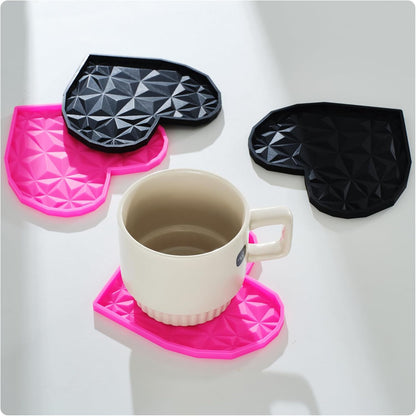 Silicone Drink Coasters Set – 4.7" Heart-Shaped, Colorful Non-Slip Coasters for Drinks, Coffee Table, Outdoor Use