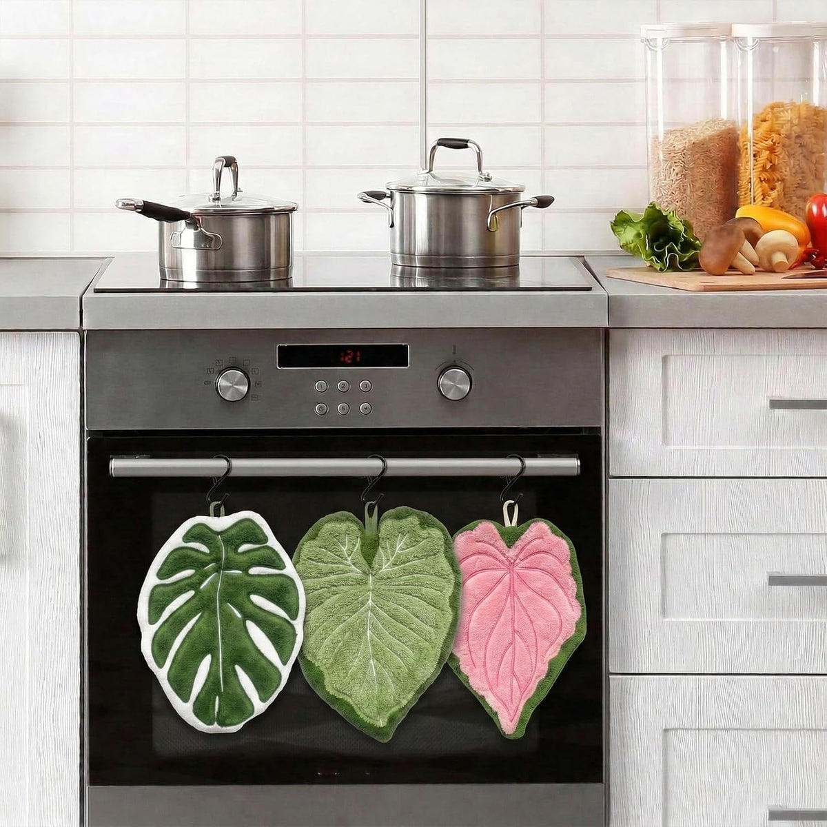 Leaf Hand Towel with Hanging Loop, 2 Pack Pink Absorbent Kitchen Towel