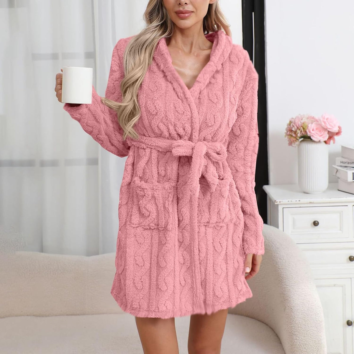 Robes for Women Fluffy Fuzzy Short Robe Waist Tie Fuzzy Bathrobe with Pockets Plush Fleece Cozy Warm Bathrobe