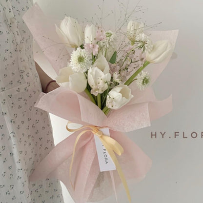 40 Sheet Tissue Paper for Flower Wrapping, Korean Cotton Non-Woven Floral Wrapping Paper, Waterproof Pleated Withdrawable Flower Bouquet Lining Paper (White) 17.7x23.6 Inches