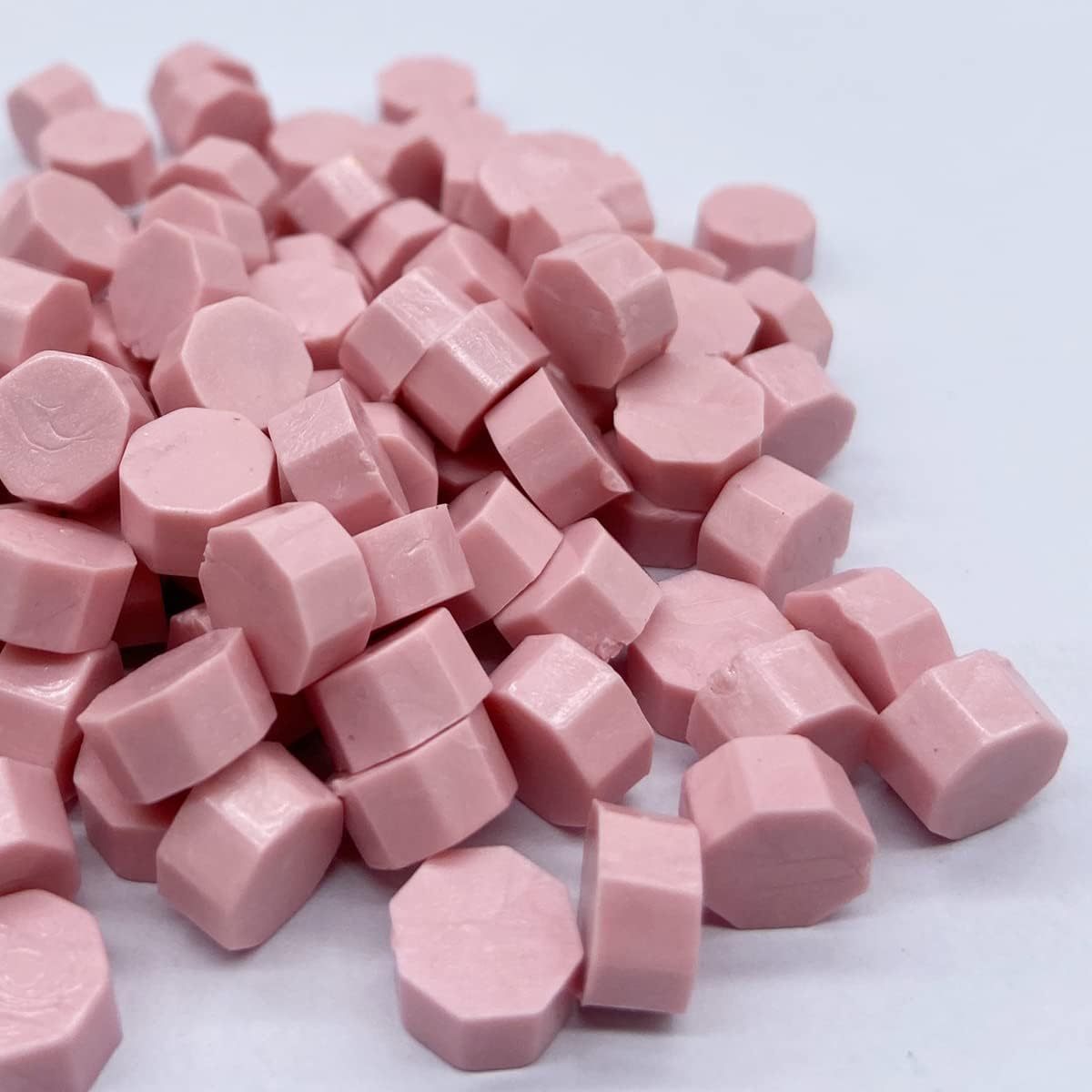 200pcs Pink Sealing Wax Beads Octagon Dusty Rose Wax Seal Beads Bulk for Wedding Invitations Xmas Gift Wrapping Card Envelope Seal