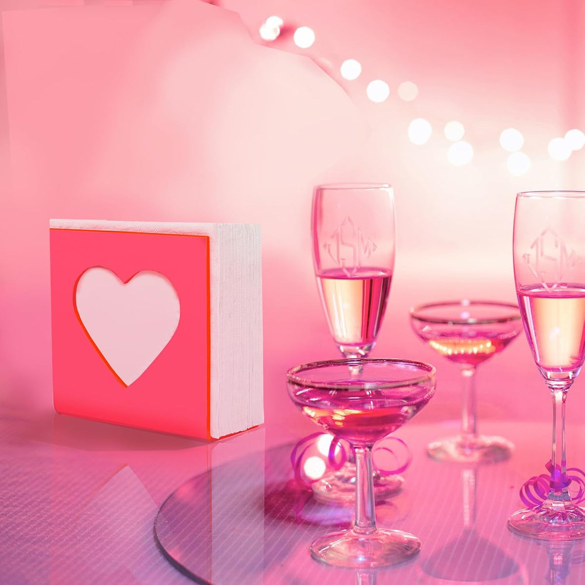 Acrylic Heart Napkin Holders for Tables - Cute Napkins Dispenser