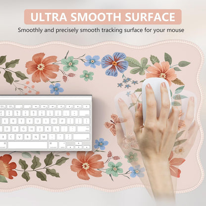 Desk Mat, Scalloped Desk Matt for Desktop, Cute Desk Pad Mat, XXL Large Mouse Pad, Anti-Slip Big Mousepad with Stitched Edges, Keyboard Pad Mouse Mat for Computer(Light Pink)