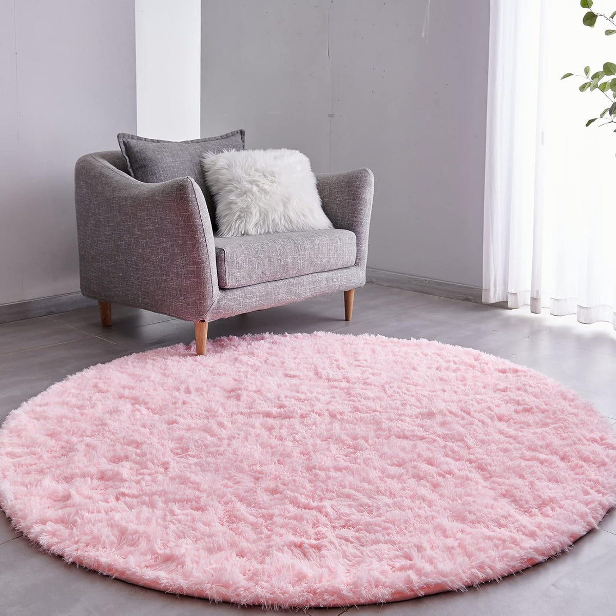 Pink Round Rug Ultra-Soft Plush Modern 4x4 Circle Area Rug for Kid's Bedroom, Fluffy Shag Circular Rug for Nursery Room, Non-Slip Home Decor Cute Pink Carpet for Teen's Room