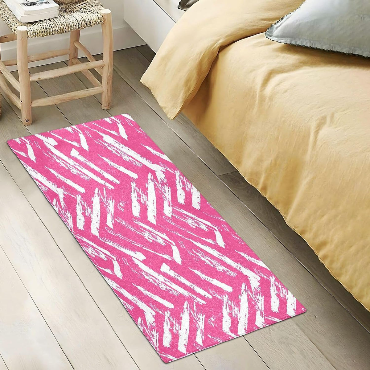 Bath Mat, Soft Absorbent Non Slip Bath Rug, Abstract Pink Stripe Bath Mats for Bathroom, Living Room Bedroom Home Mat Floor, Dry Quickly, Machine Washable 20 x 39 Inch