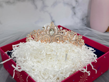 3 Pcs Bachelorette Party Decorations Bridal Shower Crown, Bride to Be Sash&Veil for Women Bachelorette Party Gifts, Bachelorette Party Supplies, Gifts, Favors (Rose Gold)