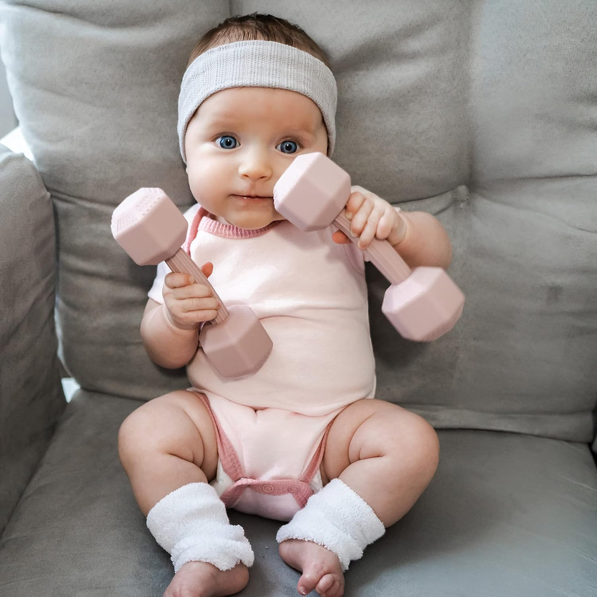 Baby Dumbbell - Silicone Infant Rattle Teething Toy Teether Toddler Sensory Toy Durable Safe Exercises Workout Weight - Great Gift for Girls and Boys (1pcs 4.8oz - Pink)