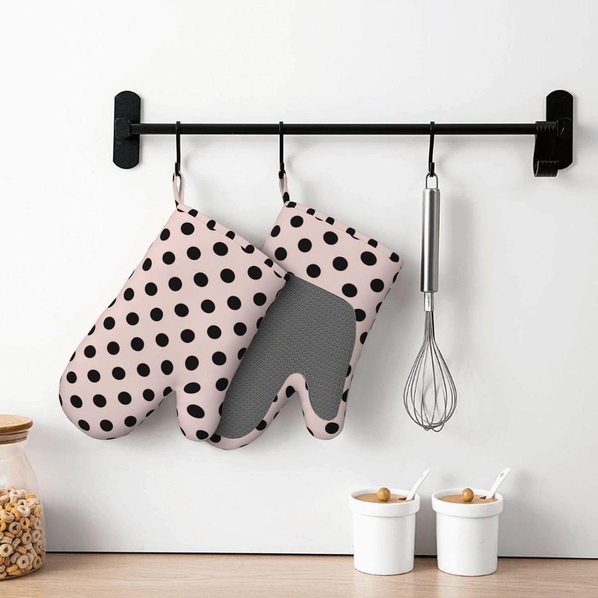 Blush Pink & Black Polka Dots Oven Mitts 2 Pack Kitchen Heat Resistant Oven Gloves with Non-Slip Silicone Surface
