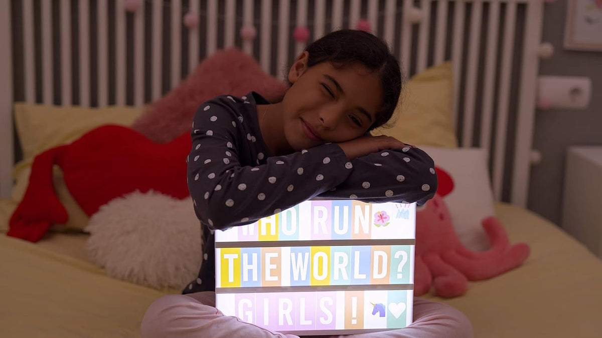Pink Cinema Light Box with 400 Letters, Emojis, 2 Markers. Led Light Box Home Office and Room Decor, Cinema Led Sign Letters Board. Gifts for Women Girls Christmas Birthdays, Pink Decor