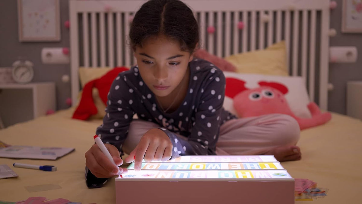 Pink Cinema Light Box with 400 Letters, Emojis, 2 Markers. Led Light Box Home Office and Room Decor, Cinema Led Sign Letters Board. Gifts for Women Girls Christmas Birthdays, Pink Decor