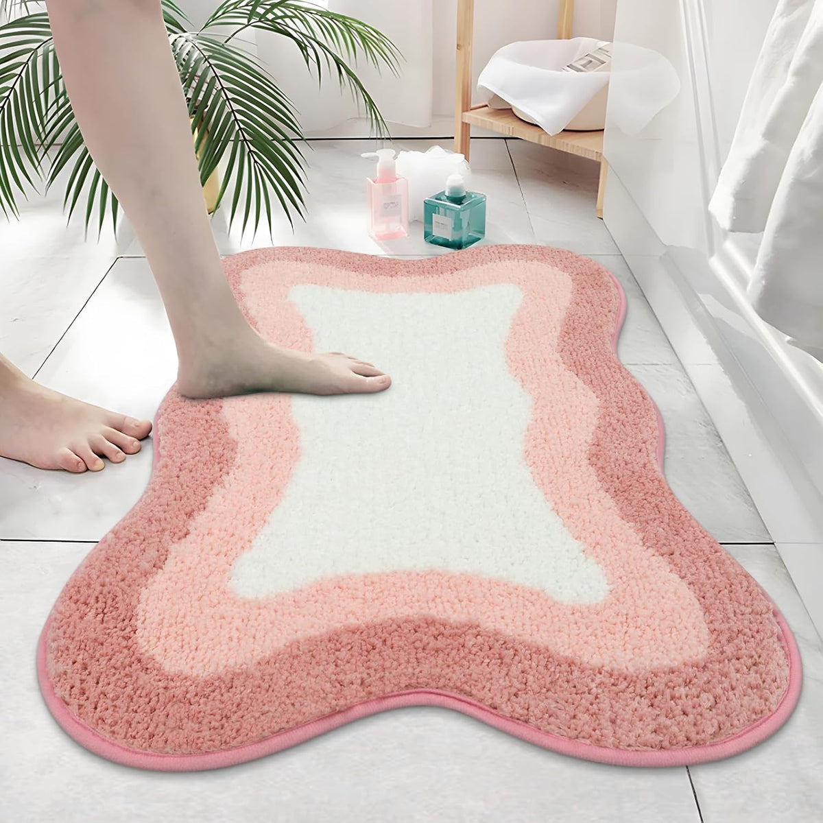 Pink Bathroom Rugs Non Slip 20X31 inch, Ultra Soft Absorbent Irregular Shape Bath Rug, Microfiber Washable Non-Slip Bathmat Boho Decor for Bedroom Bathroom Floor Tub Shower