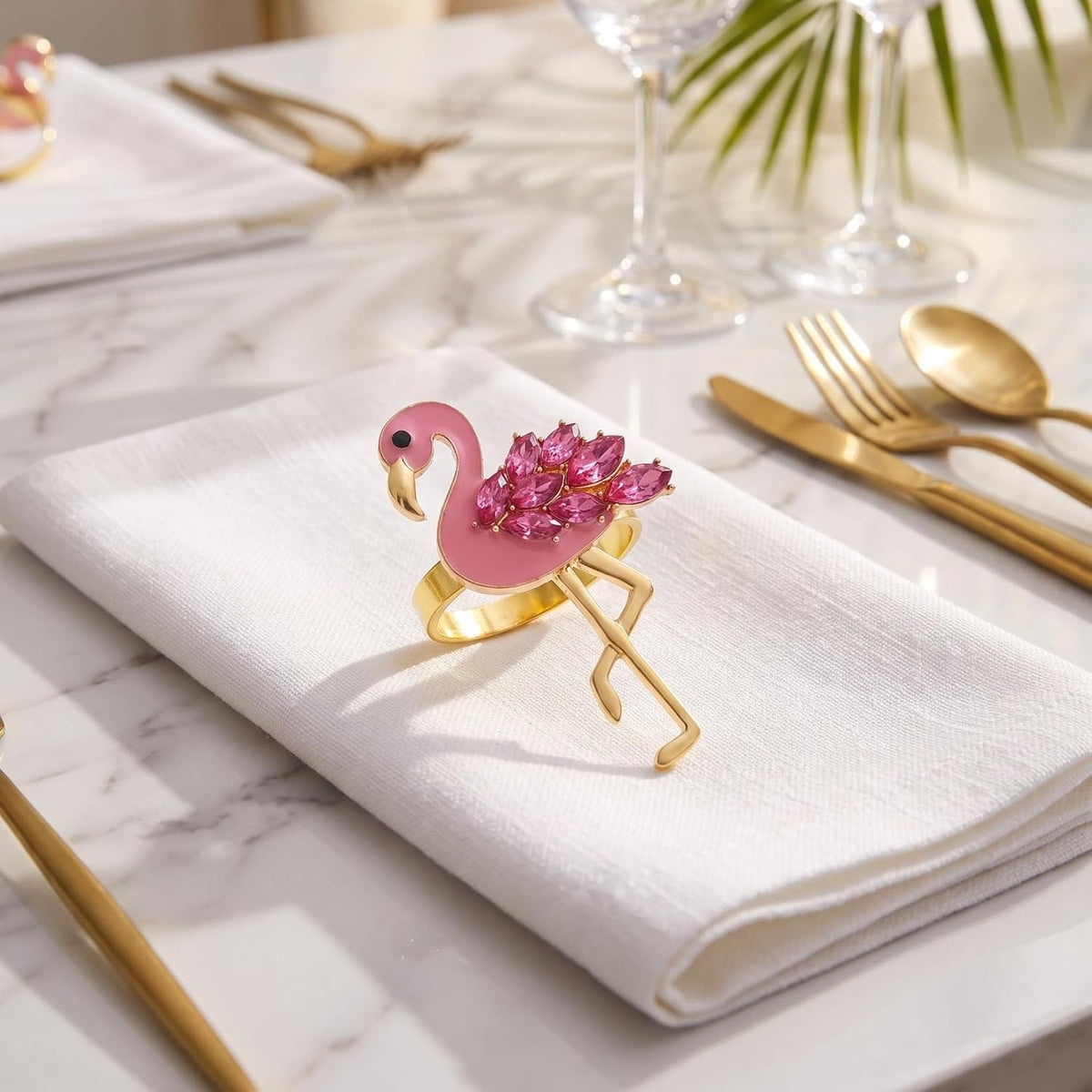 4 Pack Flamingo Napkin Rings Pink Animal Napkin Holders Decorative Rings for Wedding Party Family Gatherings Table Decor