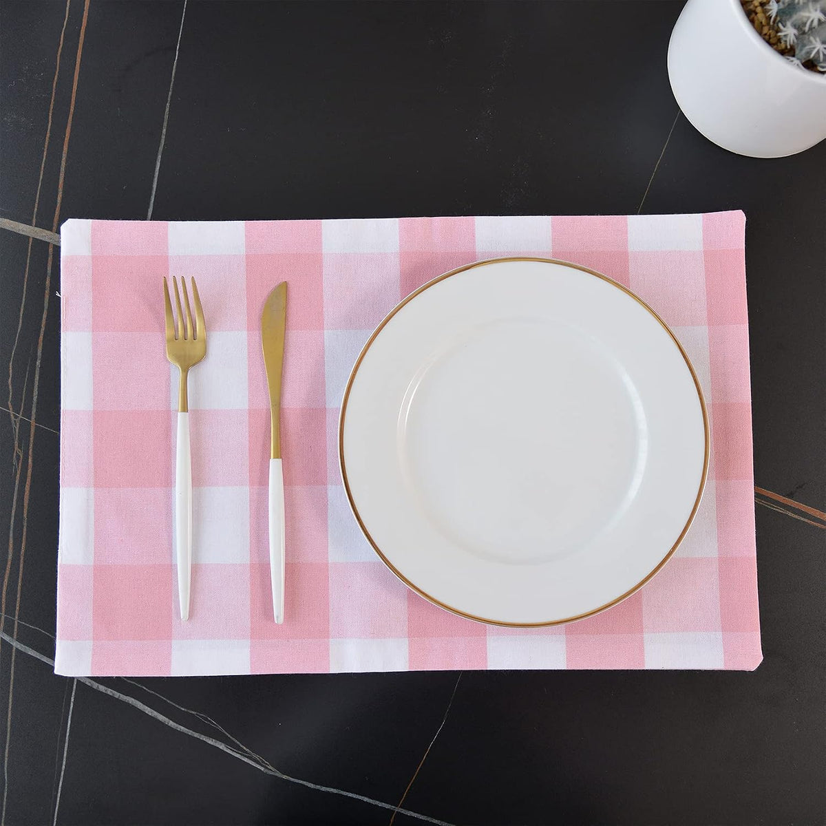 Pink & White Placemats Cotton Buffalo Check Gingham Farmhouse Set of 4 Heat Resistant 2 Side Dining Table Place Mats for Kitchen Table, 12 x 18 inches