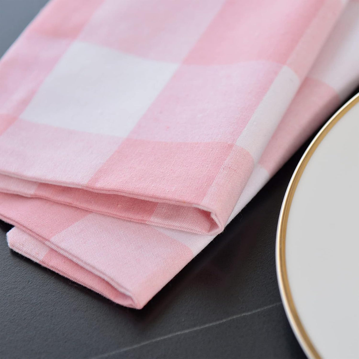 Pink & White Placemats Cotton Buffalo Check Gingham Farmhouse Set of 4 Heat Resistant 2 Side Dining Table Place Mats for Kitchen Table, 12 x 18 inches