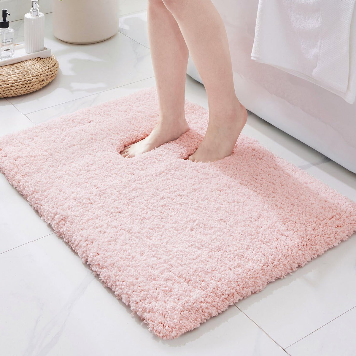 Bathroom Rugs 24" × 17", Extra Soft Absorbent Microfiber Bath Rugs