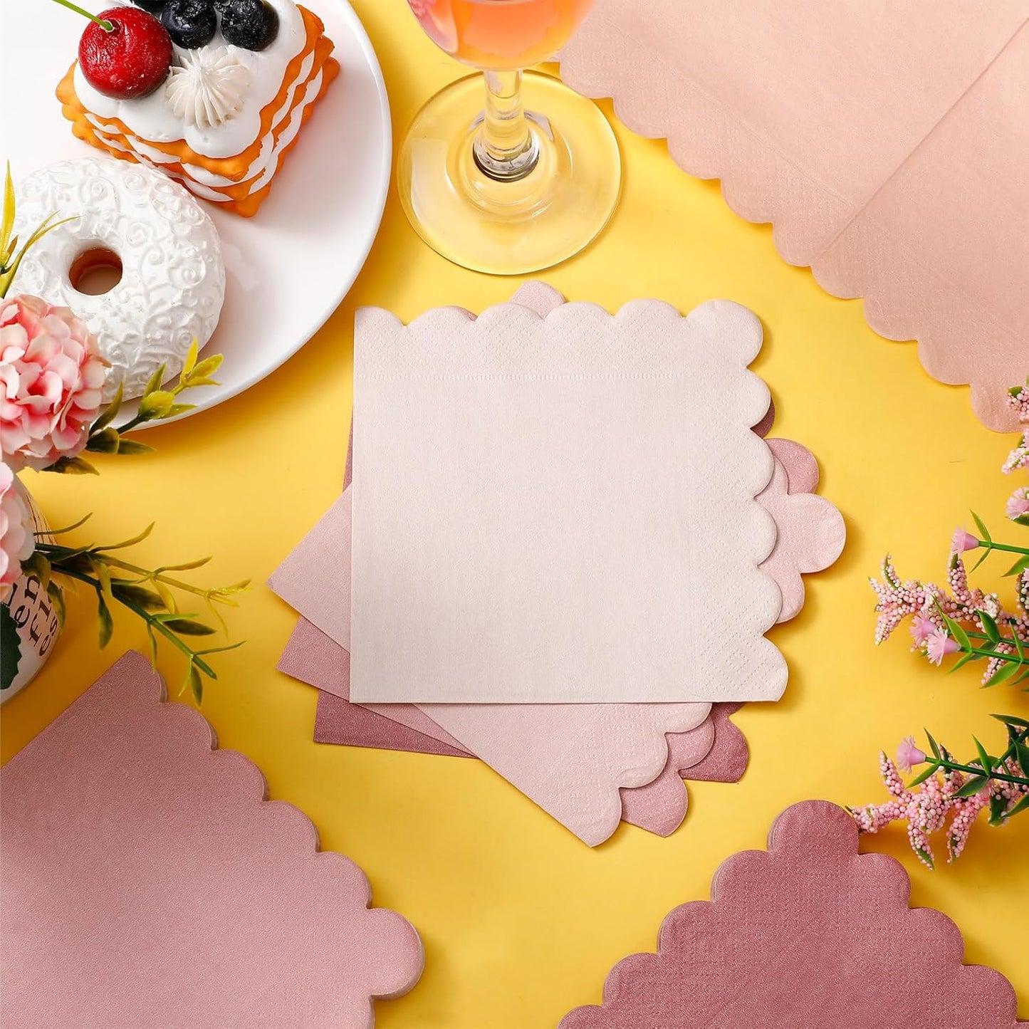 100 Pack Cocktail Napkins 5 x 5 Inch Scalloped Napkins Beverage Napkins Gradient Color Paper Napkins with Scalloped Edges Thick Disposable Luncheon Napkins for Party Supplies (Dusty Pink)