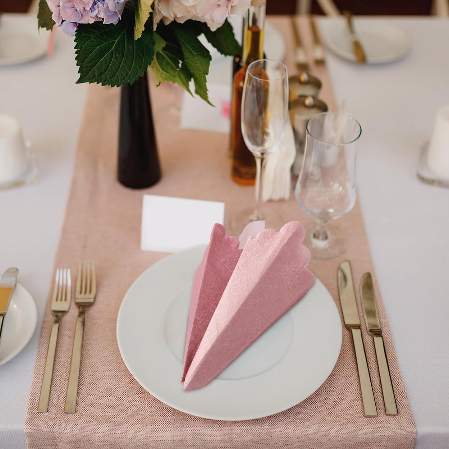 100 Pack Cocktail Napkins 5 x 5 Inch Scalloped Napkins Beverage Napkins Gradient Color Paper Napkins with Scalloped Edges Thick Disposable Luncheon Napkins for Party Supplies (Dusty Pink)
