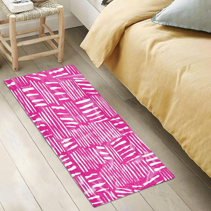 Bath Mat, Soft Absorbent Non Slip Bath Rug, Abstract Pink Stripe Bath Mats for Bathroom, Living Room Bedroom Home Mat Floor, Dry Quickly, Machine Washable 20 x 39 Inch