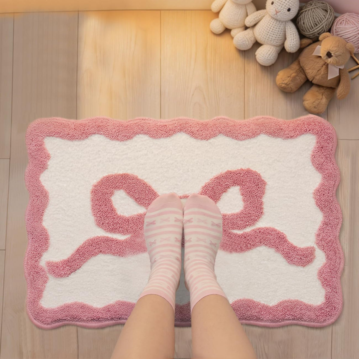 Pink Bow Bathroom Rugs Cute Scalloped Bow Bath Mat, 24" x 35"