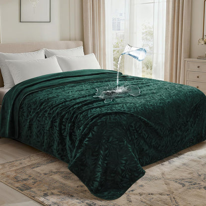 LOOBANI Waterproof Blanket for Bed: Soft Flannel Love Blanket 60"x80" for Twin Size Bed, Stain & Leak Proof Sofa Protector Waterproof Dog Blanket for Pets, Includes a Storage Bag