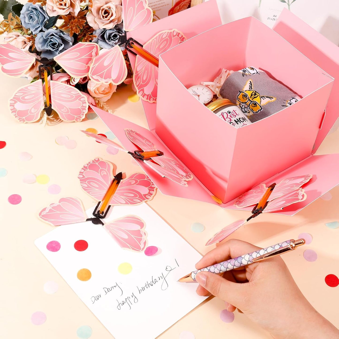 Butterfly Explosion Cardboard Gift Box, Flying Butterfly Surprise Box for Birthday, Wedding, Anniversaries, Christmas (Pink)