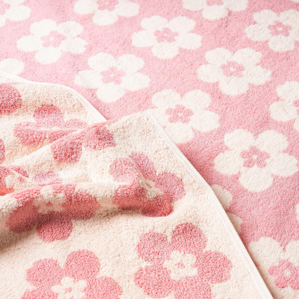 Pink Bath Towels - Set of 2 Made Cotton 27x55 Inches Highly Absorbent for Bathroom (BloomLux)
