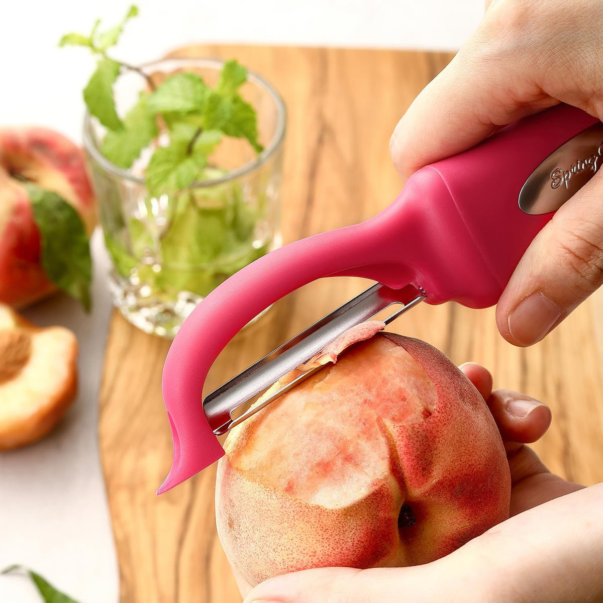 Swivel Vegetable Peeler for Kitchen w/Soft Grip Handle, Pink
