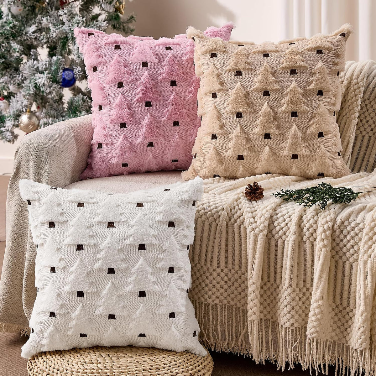Christmas Pillow Covers 18x18 inch Set of 2 Pink Christmas Decorations Soft Plush Faux Fur Wool Christmas Tree Throw Pillow Cases Winter Holiday Decor for Sofa Living Room PT002E18