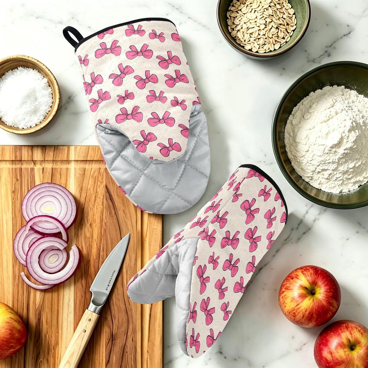 Cartoon Pink Bows 2pcs Oven Mitts Heat Resistant Kitchen Gloves Great Gift for Cooking Baking