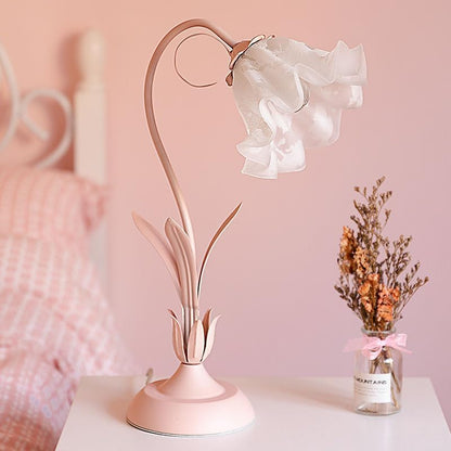 Pink Victorian Style Lamp Romantic E27 Elegant LED Desk Lamp Nightstand Light Table Lamp Pink Flower Light Decor European Pastoral Night Stand Lamp