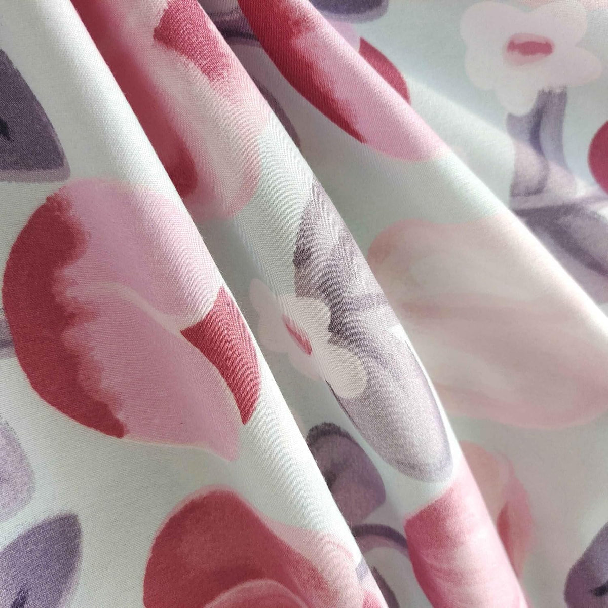 4 Pieces Pink Floral Queen Sheets Set, Soft Microfiber Floral Sheets Queen Size Deep Pocket, Sweet Romantic Pink Flower Bed Sheet All Season
