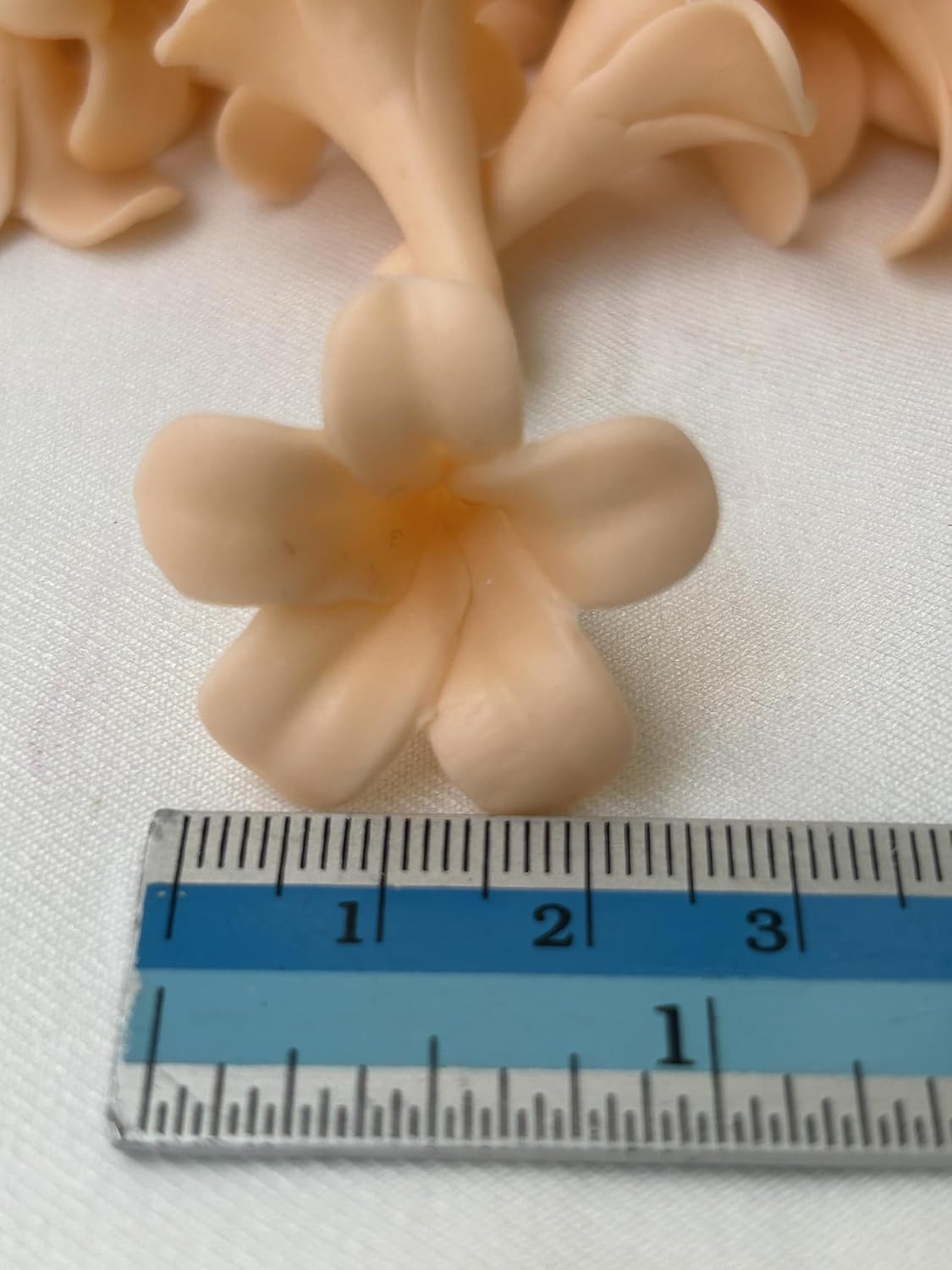100 PCS Small Puakenikeni (04) Clay Flowers for Jewelry Making DIY Craft Supplies (Peach)