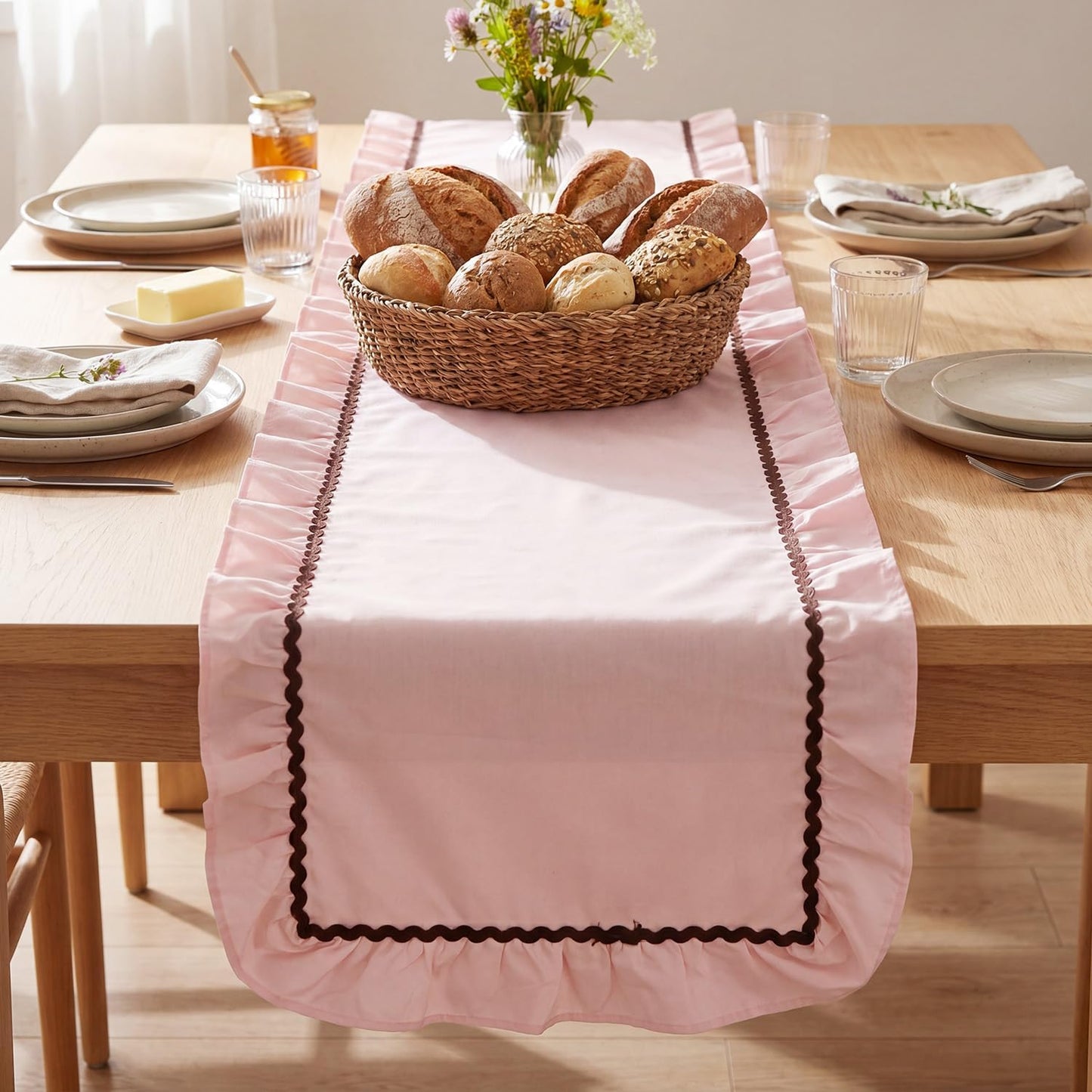 1 Pack Ruffle Table Runner 90 x 16'' Farmhouse Scalloped Pleated Table Runner Cotton Scalloped Long Dresser Scarves for Dining Room, Wedding, Kitchen Rustic Home Decor(Solid,Pink)