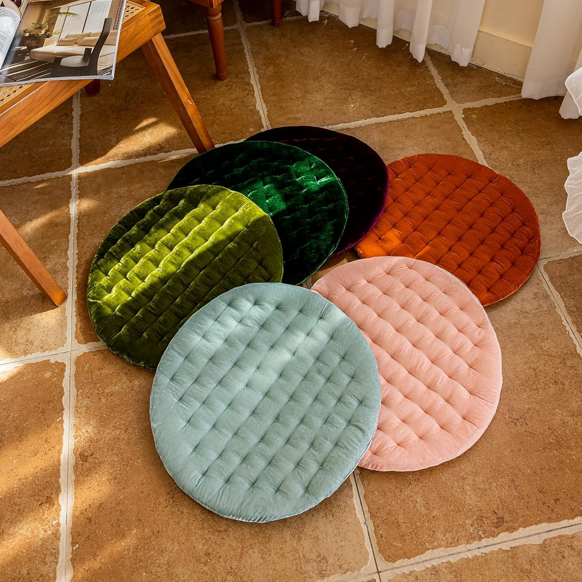 Luxury Velvet Chair Pad Seat Cushion Soft and Comfy Chair Cushion Solid Color Round Seat Pad Cushion for Kitchen Dining Office Chair (Pink,17"x17")
