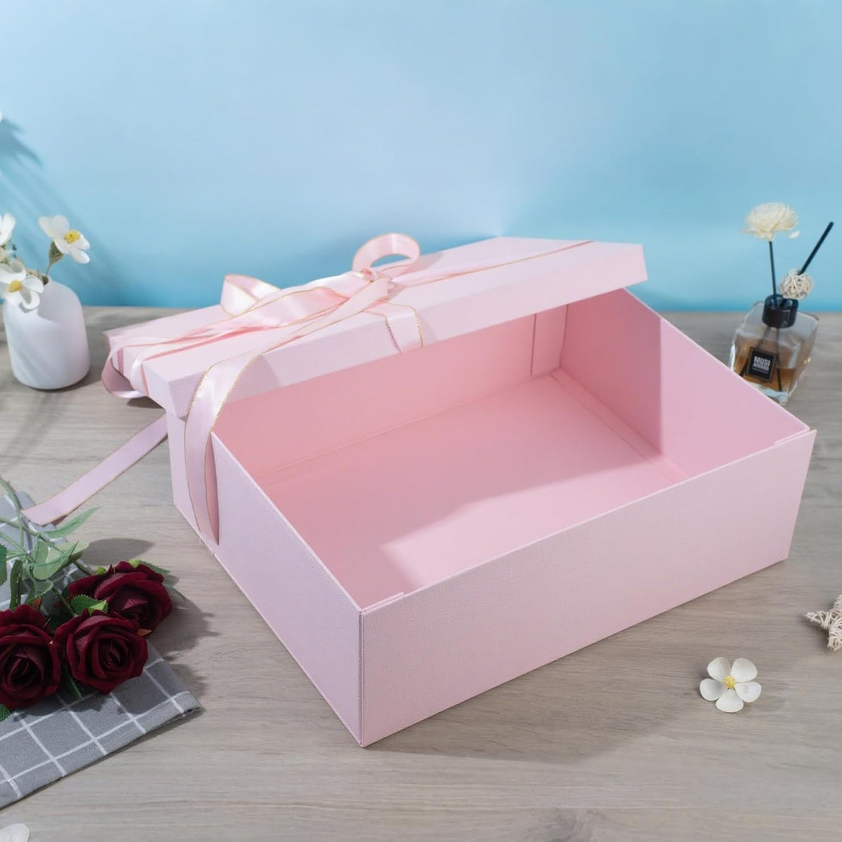 Extra Large Gift Box 16.5x13x5.5 inches,Pink Gift Boxes with Lids for Presents,Perfect for Birthday,Valentine's Day,Christmas,Anniversaries,Contains Card,Ribbon,Shredded Paper Filler.