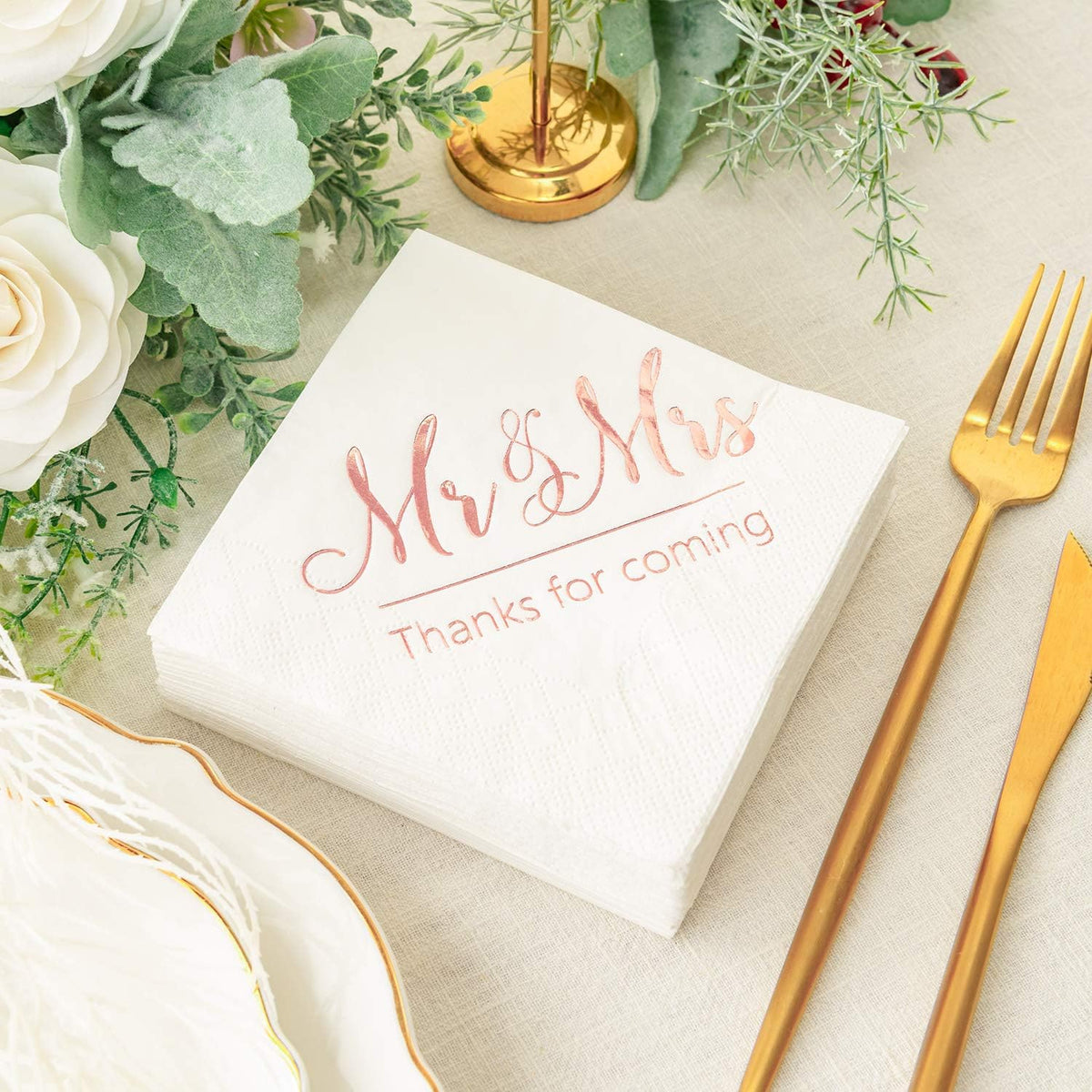 Wedding Napkins Mr Mrs Rose Gold Cocktail Beverage Dessert Napkins for Wedding Tabel Decoration Engagement Party Supplies, 100 Pcs, 3-Ply