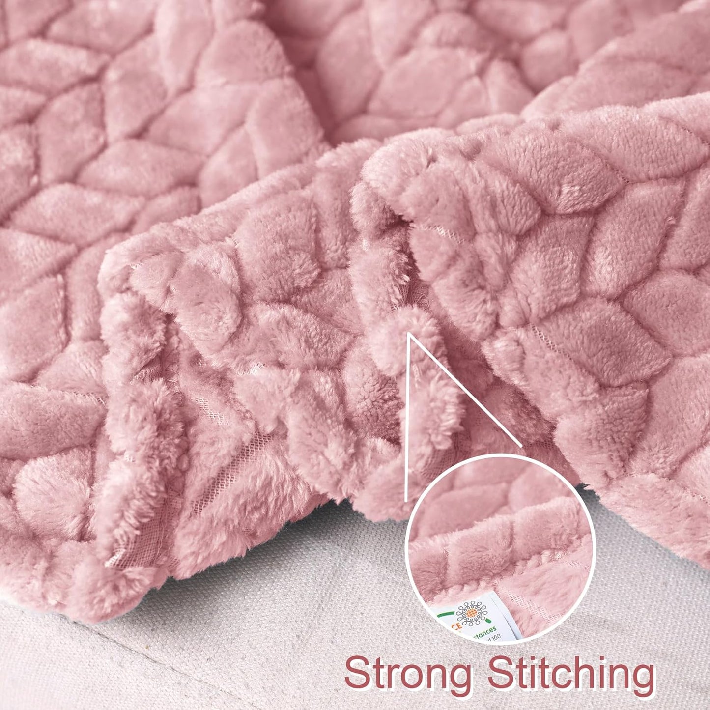 Exclusivo Mezcla Fleece Throw Blanket for Couch and Bed, 50x70 Inches Soft Cozy Jacquard Flannel Blankets, Lightweight Fuzzy Plush Throws for Women, Pink