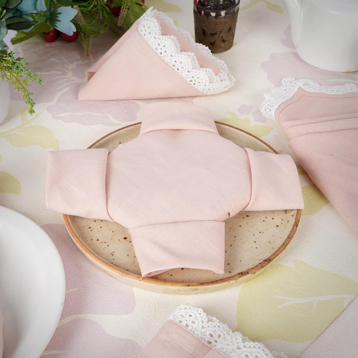 FINGERCRAFT Dinner Cloth Napkins Cotton 6 Pack Premium Quality Mitered Corners with Elegant Lace for Every Day Use Reataurant Wedding Christmas Napkins Cloth Good Absorbency 20in x 20in (Dusty Pink)