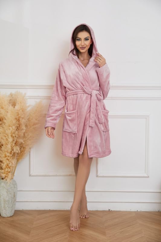 Women Hooded Fleece Robe, Short Plush Robes for Womens With Hood Soft Warm Spa Bathrobe