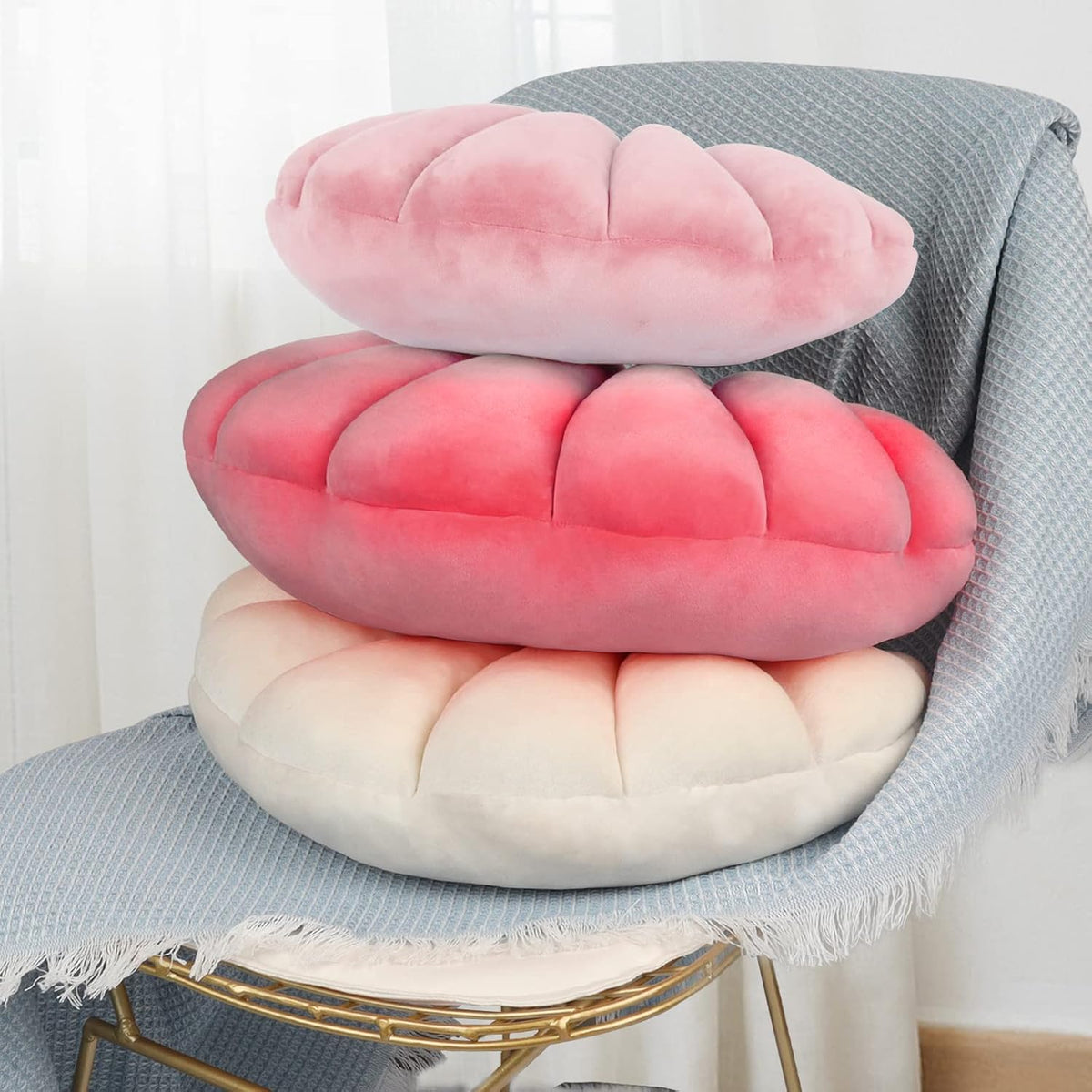 Seashell Pillow Sea Shaped Decorative Princess Throw Pillow 3D Velvet Soft Ocean Cute Throw Pillows for Bed Couch Chair Sofa Room 13.4 X 9.8 inch